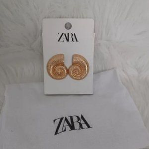 ZARA Snail Shell Earrings NWT